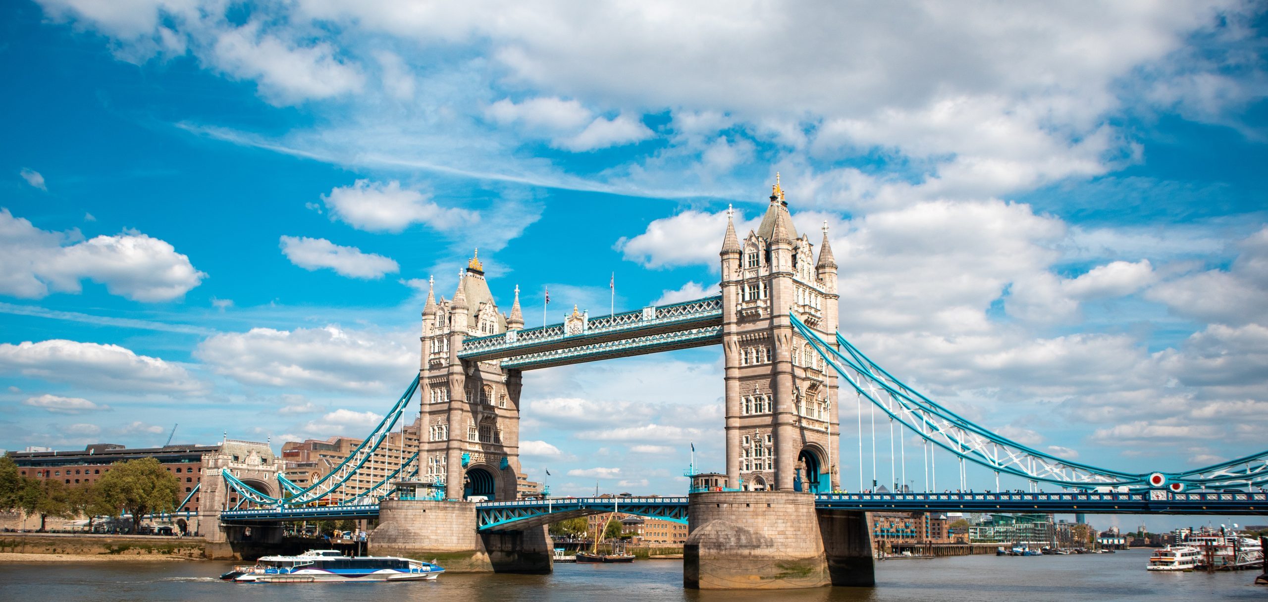 Investing and selling beyond the UK Image